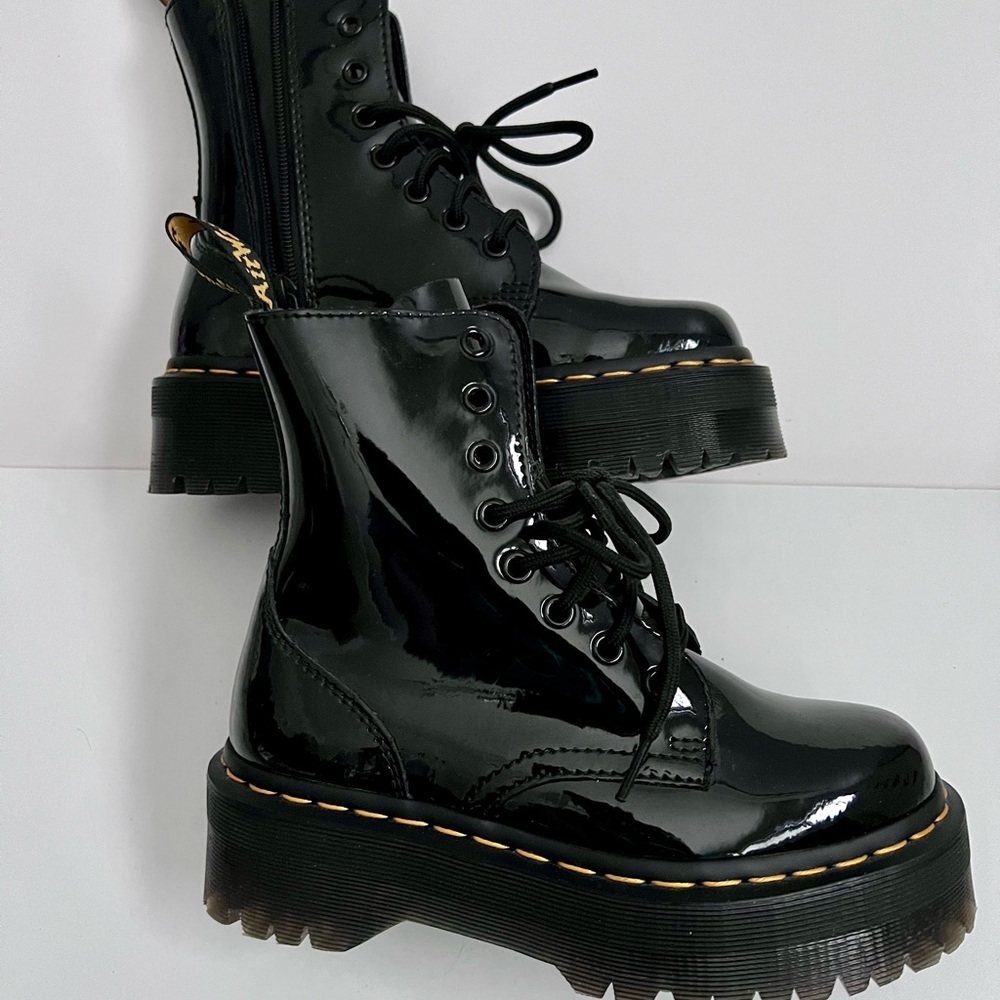 Dr. Martens Jadon platform boots